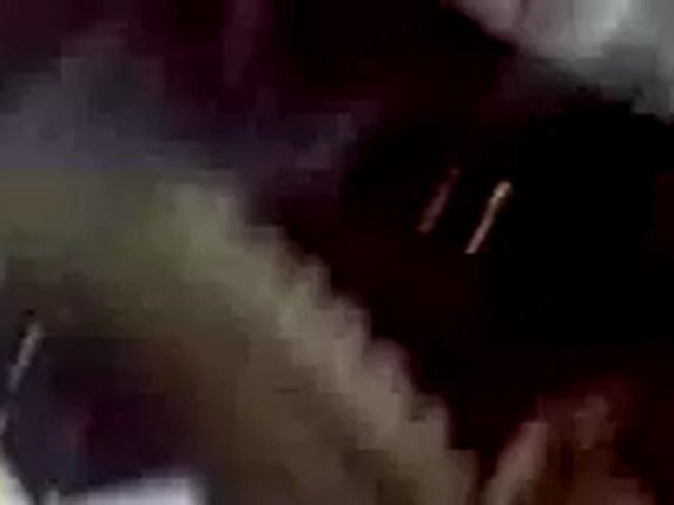 فري برس   ريف دمشق داريا اإطلاق الرصاص الحي على المتظاهرين 5 1 2012