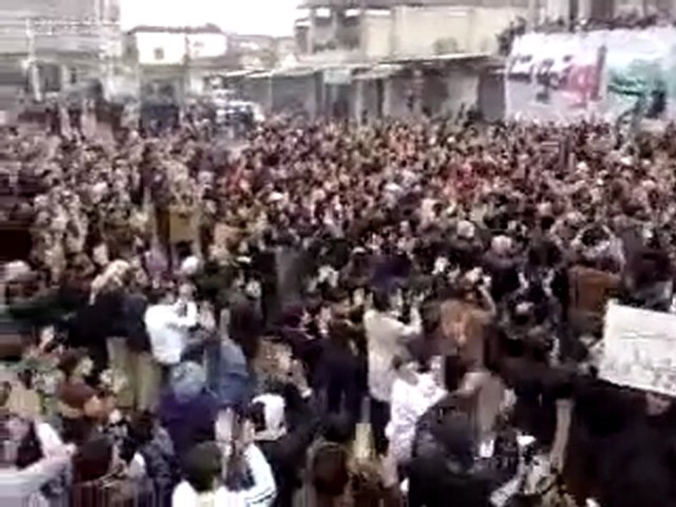 فري برس   حماة كرناز مظاهرة صباحية حاشدة 7 1 2012