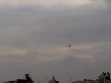 فري برس   حماه تحليق الطائرة المروحية في سماء حي الكرامة 8 1 2012