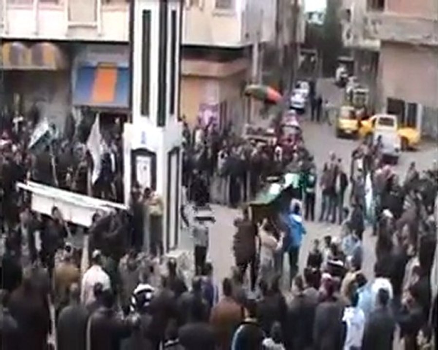 فري برس   حمص حي الخالدية تشييع شهداء الأعتصام واليوم محمد عبد الباسط طياوي والشهيدمحمد زياد الناصر والشهيد عبد الرزاق السسيد 8 1 2012