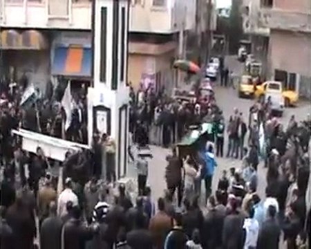 فري برس حمص حي الخالدية تشييع شهداء الأعتصام واليوم محمد عبد الباسط طياوي والشهيدمحمد زياد الناصر والشهيد عبد الرزاق السسيد 8 1 2012