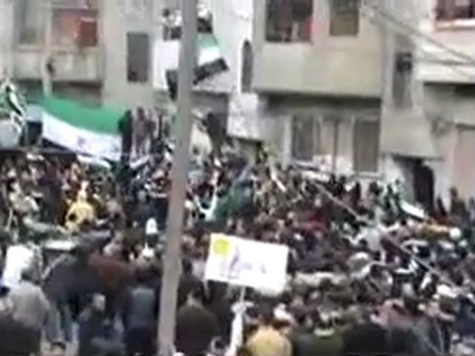 فري برس   حمص باب الدريب الفاخورة مظاهرات في جمعة دعم الجيش الحر 13 1 2012