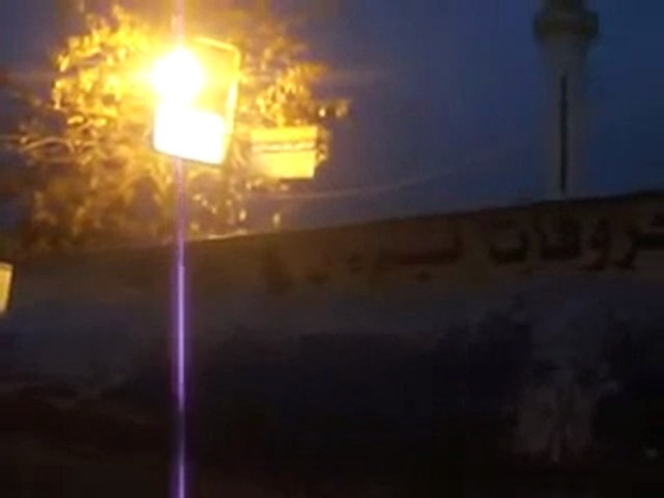 فري برس   ريف دمشق الزبداني معاناة الاهالي الفارين من قصف عصابات الاسد 17 1 2012 جــ2