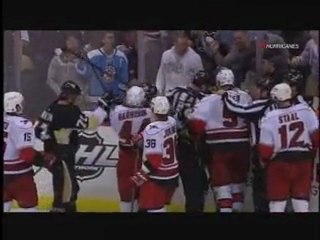 Hurricanes - Penguins Highlights (1/17/12)