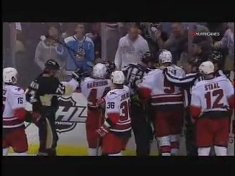 Hurricanes - Penguins Highlights (1/17/12)