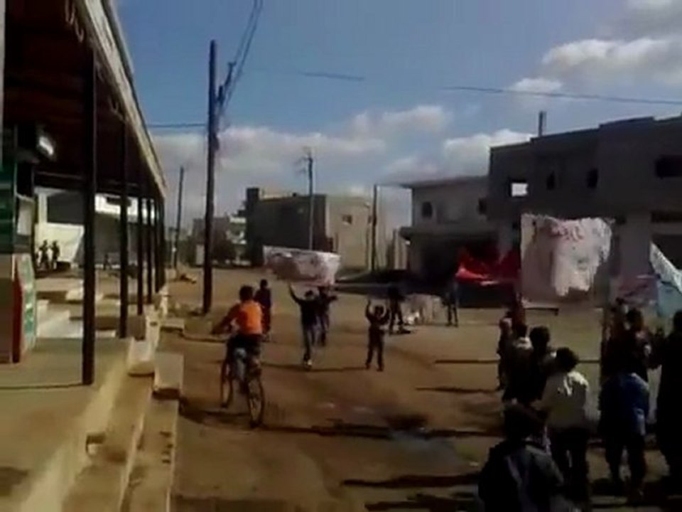 فري برس   مظاهرة صباحية حوران نامر السبت 21 1 2012