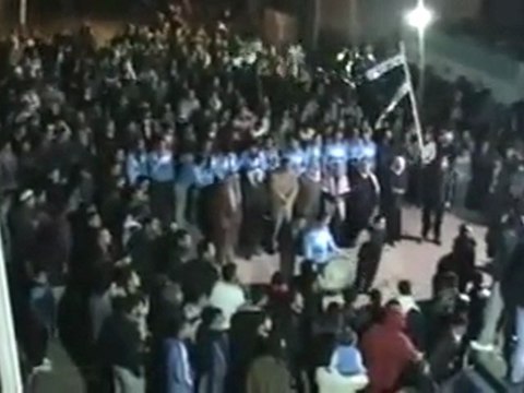 فري برس حمص يا بوطي ويا حسون شيلوا اللفة وحطو قرون ديربعلبة 21 1 2012