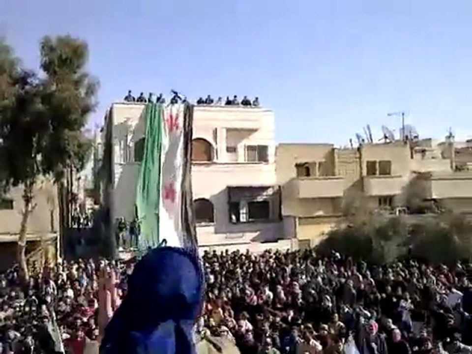 فري برس   جمعة معتقلي الثورة شارع الاربعين الجزء الاول 20 1 2012