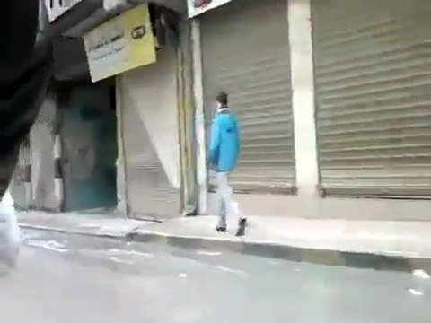 فري برس ادلب معرة النعمان اضراب شامل حدادا على شهدائها الذين سقطو في مجزرة ادلب 23 1 2012 ج2