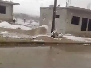 فري برس   ريف دمشق عسال الوردالقلمون فرار الشبيحة من الجيش الحر 22 1 2012