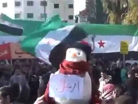 فري برس مدينة ادلب مظاهرة بعد العصر 23 1 2012 ج1