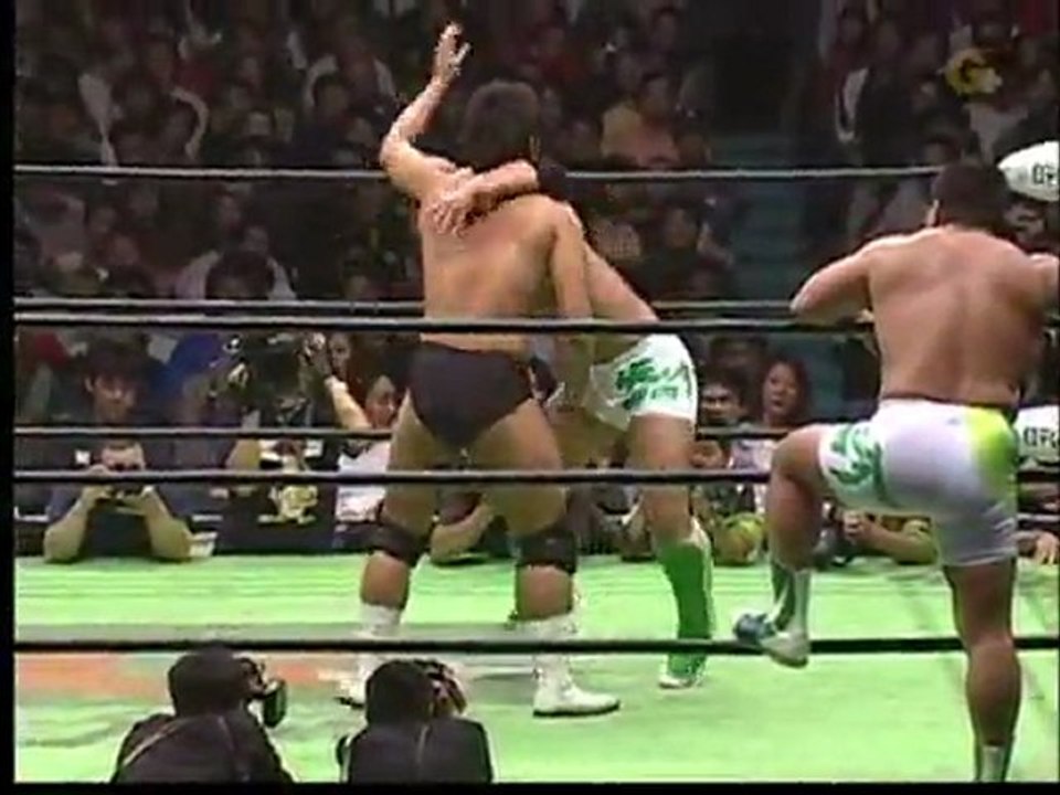 NOAH 05.11.2005 - Kenta Kobashi & Go Shiozaki vs Kensuke Sasaki & Katsuhiko Nakajima