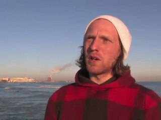 ركوب الأمواج في البرد القارس