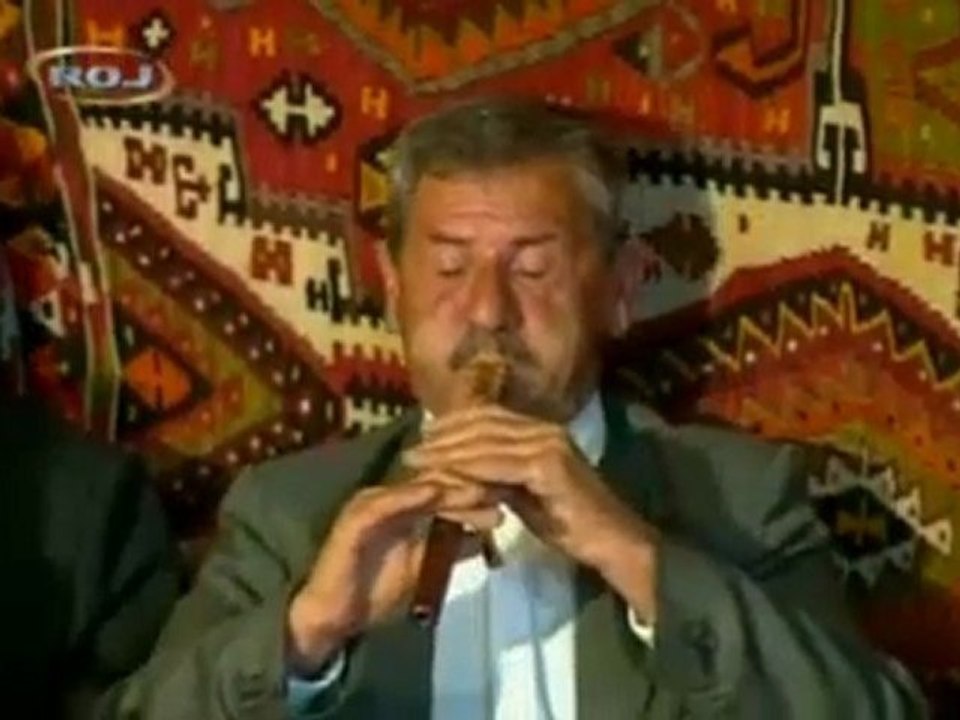 Qarapetê Xaco yê rehmetî li radîyoya Êrîvanê û civaka KURDÎ de ~ Bi dîmenên xweş ))