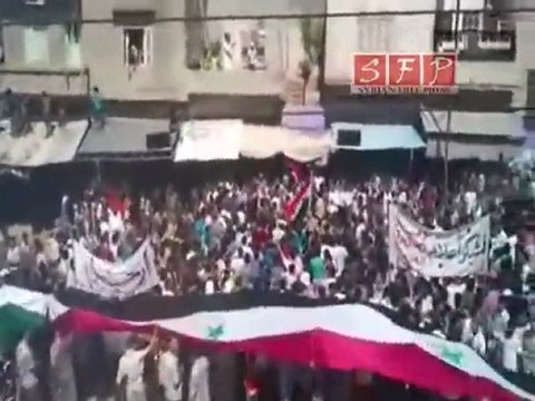 حمص الرستن جمعة لا للحوار قصيدة احد المتظاهرين8-7-2011