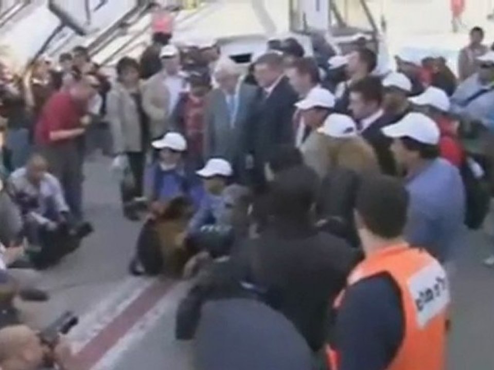 Chilean miners visit the Holy Land