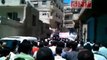 شاب صغير يهتف والمتظاهرين يرددون  جمعة لن نركع إلا لله 12 8 2011