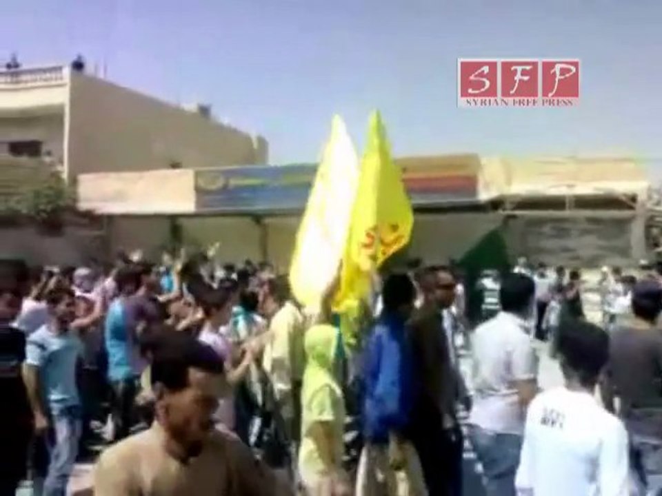 فري برس   مظاهرة رأس العين   سري كانيه جمعة الموت و لا المذلة 2 9 2011