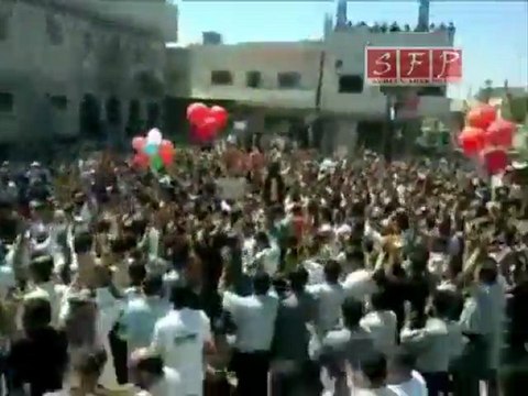 فري برس مظاهرة مدينة الحراك درعا جمعة الموت ولا المذلة 2 9 2011