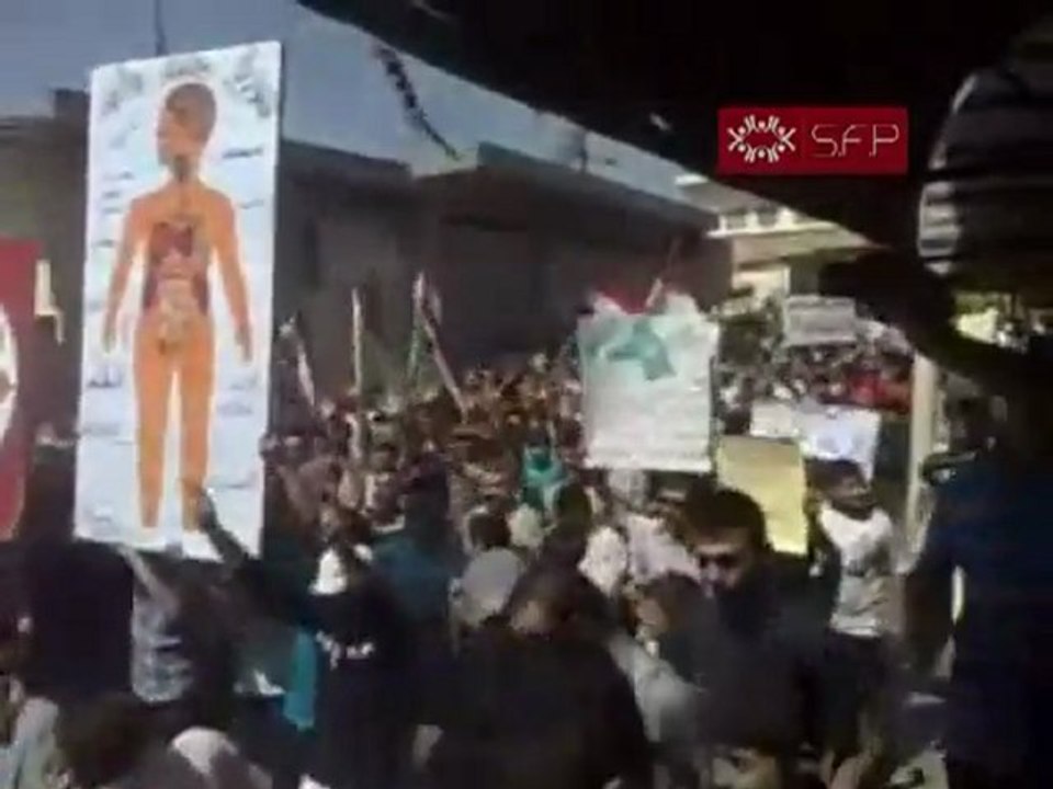 فري برس   عامودا جمعة ماضون حتى اسقاط النظام اعدام الرئيس 16 9 2011