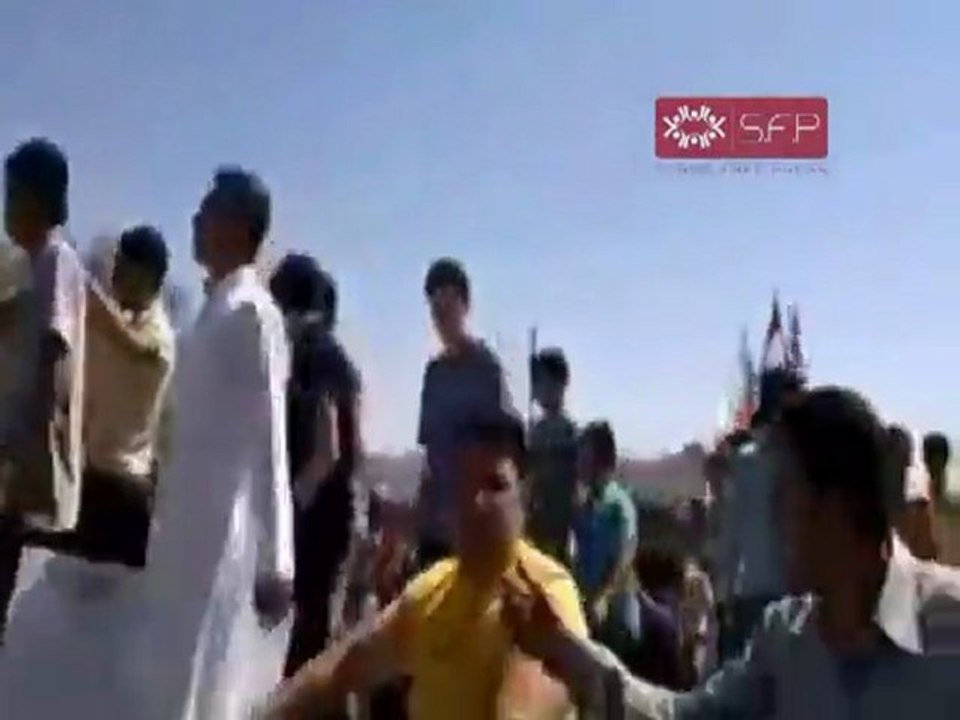 فري برس   حوران   ابطع   جمعة ماضون حتى اسقاط النظام 16 9 2011
