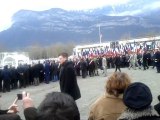 Hommage national à Varces : arrivée du Président sur l'esplanade
