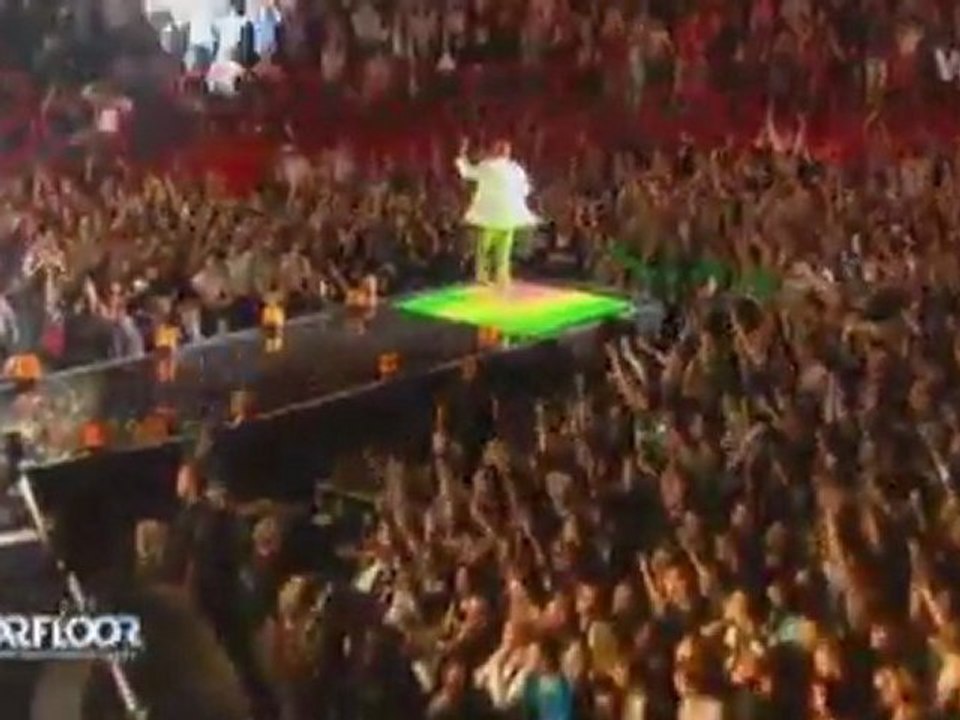 LIVE FROM PARIS-BERCY STARFLOOR/FRENCH CONNECTION:DAVID GUETTA AND FLORIDA