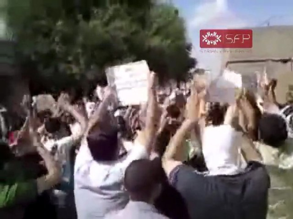 فري برس   دمشق مظاهرة مشتركة بين أحرار المزة مع أحرار كفرسوسة 30 9 2011