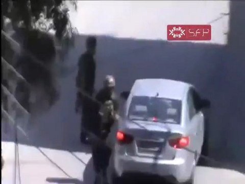 فري برس ريف دمشق حرستا انتشار الشبيحة في المدينة قبل الصلاة 30 9 2011