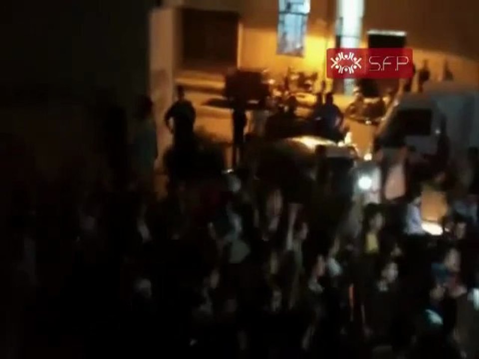 فري برس   ادلب   معرة مصرين   مظاهرة لنصرة الرستن 2 10 2011