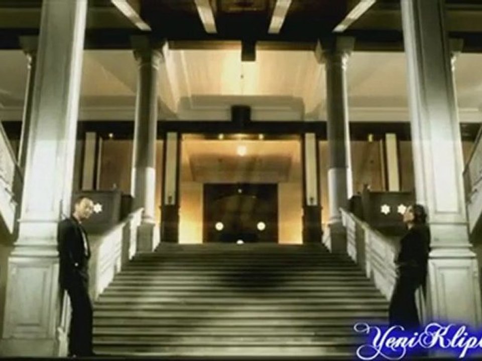 Serdar Ortaç & Yıldız Usmanova - Diyemem