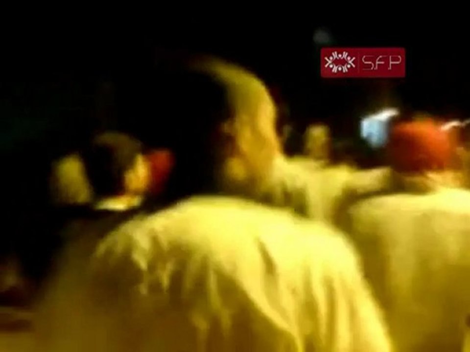 فري برس   حلب   إعزاز    مظاهرة مسائية مسجد أبو بكر الصديق 6 10 2011