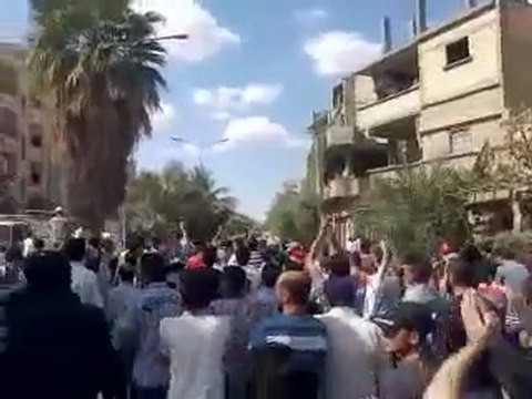 فري برس مظاهرة ديرالزورحي العرفي جمعة المجلس الوطني 7 10 2011