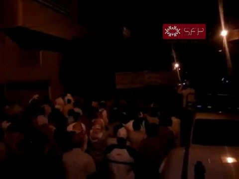 فري برس ريف دمشق دوما خروج مظاهرة كبيرة بعد خروج قوات الجيش 7 10 2011