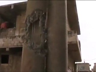 فري برس   حمص الحولة آثار القصف من قبل شبيحة الاسد على المنازل 24 10 2011 ج1