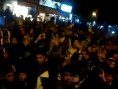 فري برس ادلب كفرنبل مسائيات الثوار في وقفة عيد الاضحى المبارك 5 11 2011 ج4