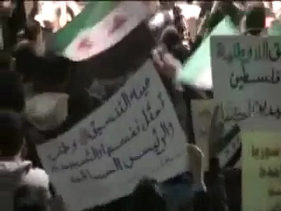 فري برس    حمص باب الدريب مسائية حي الورشة طار طار القذافي 9 11 2011