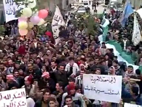 فري برس إدلب كفررومة مواويل الثورة من بلدة كفررومة المحتلة 14 11 2011