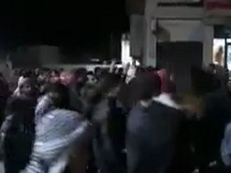 فري برس   ادلب سرمين مظاهرة ابطال سرمين 23 11 2011