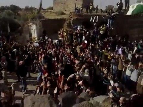 فري برس درعا بصرى الشام جمعة الجيش الحر يحميني 25 11 2011