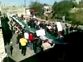 فري برس   الحفة بابنا والجنكيل جمعة الجيش الحر يحميني 25 11 2011 ج2
