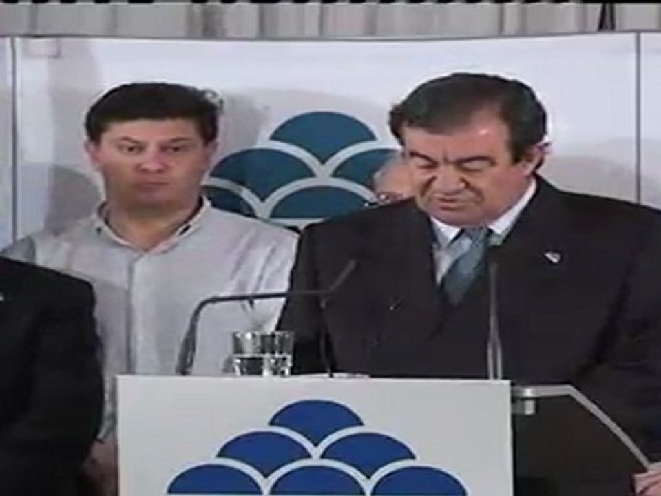 Álvarez-Cascos convoca elecciones anticipadas en Asturias