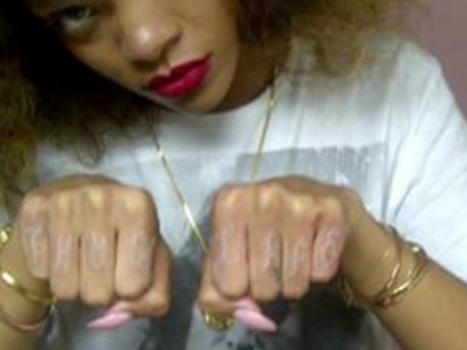 Rihanna Tweets New 'Thug Life' Tattoo