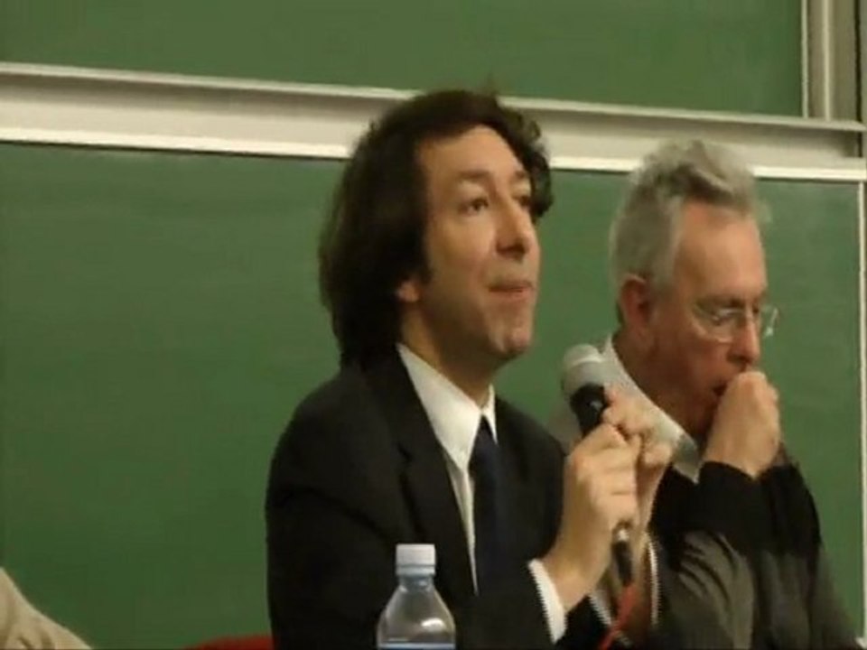 Eric Fiat : Accompagnement des personnes âgées, notre société ne met pas les moyens politiques à la hauteur de ses ambitions éthiques