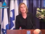President Bush Holds Impromptu Meeting With Livni & Peres At