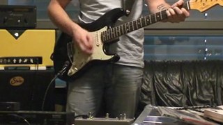 Strat JS Black relic