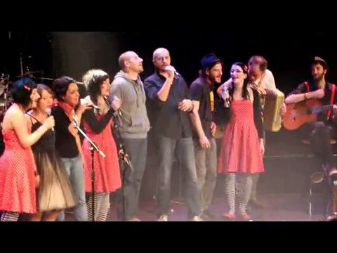 Les Chevaux d'Aubervillers - Les Soeurs Moustache