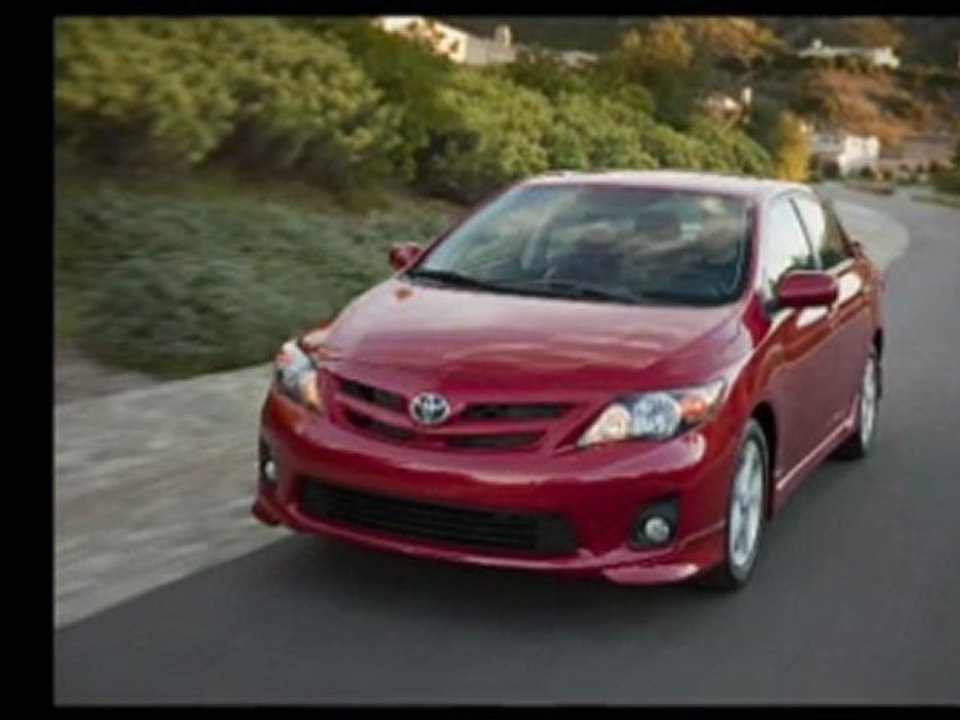 Toyota of Grand Rapids Michigan and the 2011 Toyota Corolla