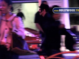 Andy García, Anthony Kiedis, Chris Tucker en Los Angeles Lakers juego