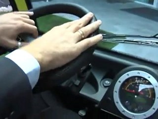 L'AUTO ELETTRICA CONTRO LO SMOG